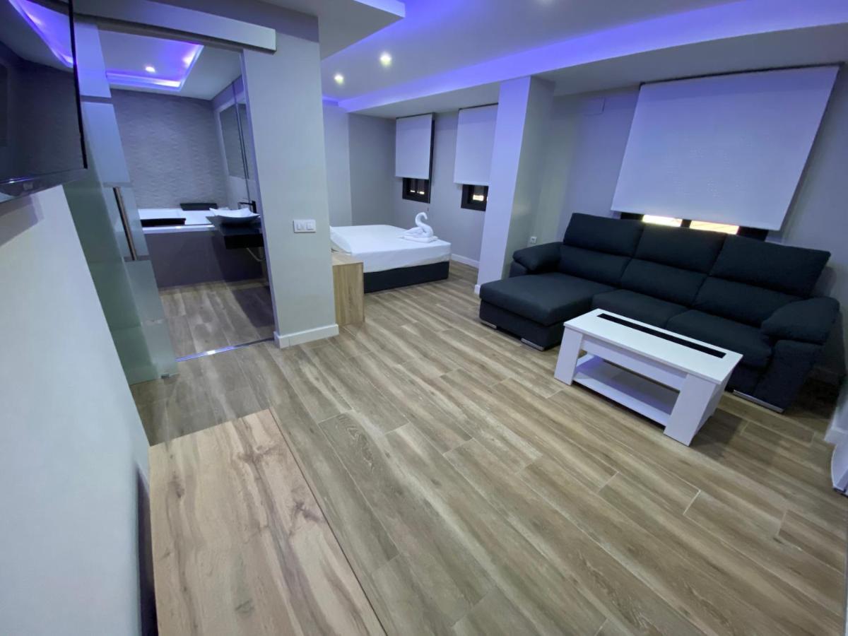 Apartamentos Las 7 Esencias Линарес Екстериор снимка